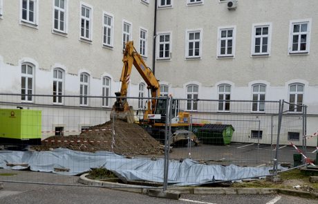 Za sanacijo po razlitju olja že pol milijona evrov