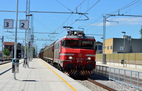 Prvi posnetki električnega vlaka v Murski Soboti!