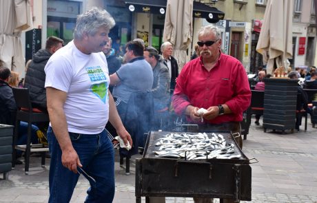 FOTO in VIDEO: V središču mesta zadišalo po morju in dobrotah Pašmana