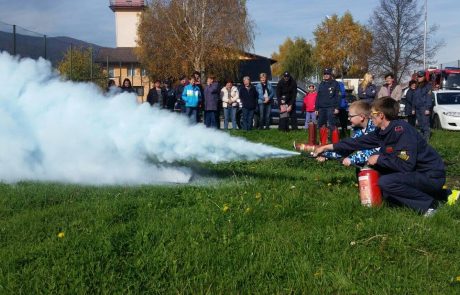 FOTO: Bi znali sami pogasiti ogenj?