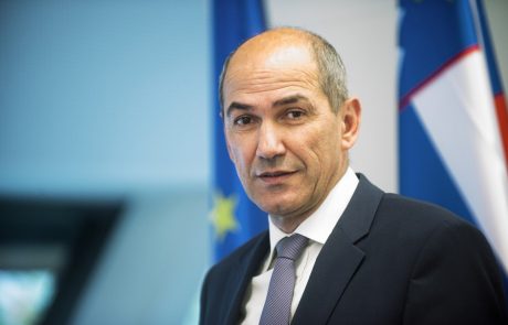 Janša edini kandidat za predsednika SDS