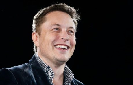 Teslin Elon Musk obljubil še poltovornjak in nove opcije za obstoječe avtomobile