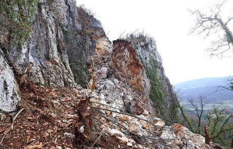 Skale ne bodo več visele nad glavami