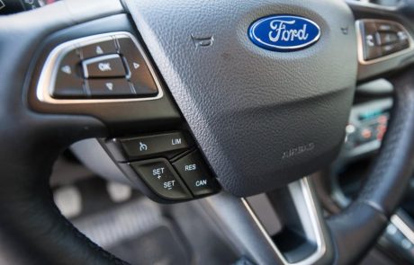 Ford bo še letos v Slovenijo pripeljal svojo vročo žemljico