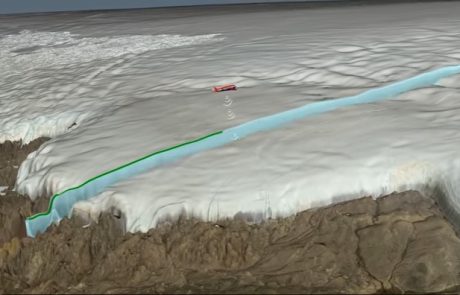 Na Grenlandiji odkrili krater, večji od Pariza (Video)