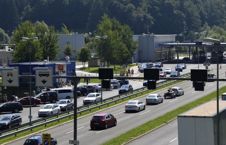 Nesreča pred mejnim prehodom Gruškovje, poškodovana dva otroka