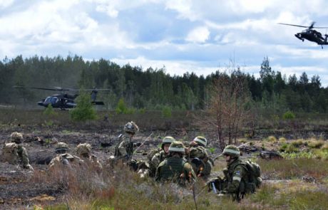 Nato Poljski obljublja namestitev dodatnih enot za mirne živce