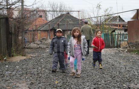 Ranljivim romskim skupinam na voljo razpis za zdravstvene programe