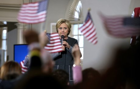 Težavam Hillary Clinton zaradi elektronske pošte ni konca