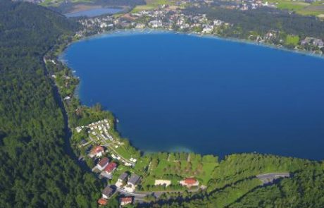 V Avstriji kradli evre in sladkarije