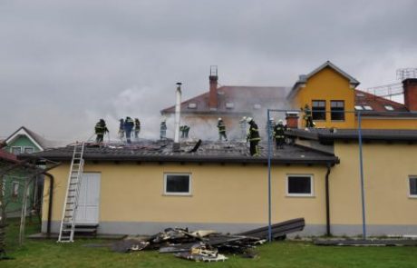 Po požaru še obnovili streho, za drugo nimajo