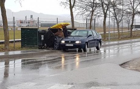 V Slovenijo hodijo krast odpadne plastenke