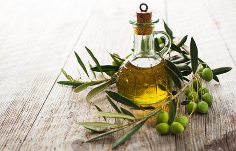 Zakaj je olivno olje pri peki ali cvrtju škodljivo?