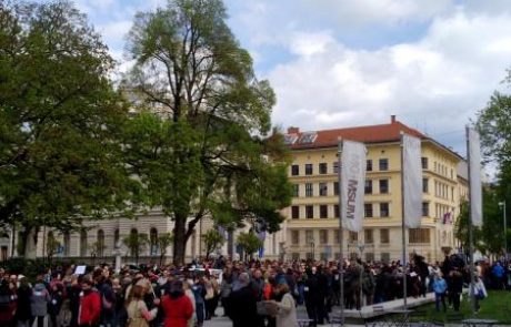 V Ljubljani shod za znanost, ministrica ga podpira. Kot znanstvenica …