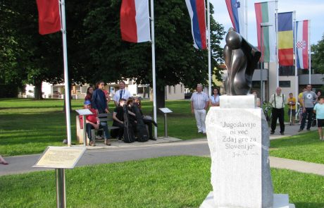 Po nestorju slovenske države Jožetu Pučniku Lenarčani poimenovali mestni park