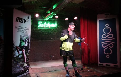 FOTO in VIDEO: Tešky v Satchmu začel s stand-up maratonom