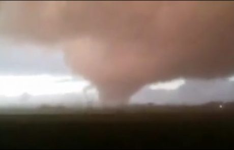 VIDEO: Področje Rima zadel tornado, poročajo o mrtvih, Kolosej pod vodo