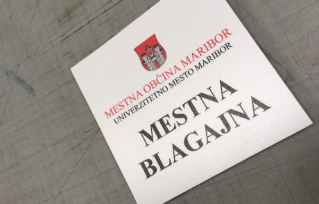 Mestna blagajna z marcem na kar treh lokacijah