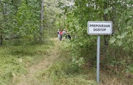 Ministrstvo za okolje in prostor: Za sanacijo kraških jam Golobivnica in Socerbska jama za Vrhom, polnih trupel, ni dovolj denarja