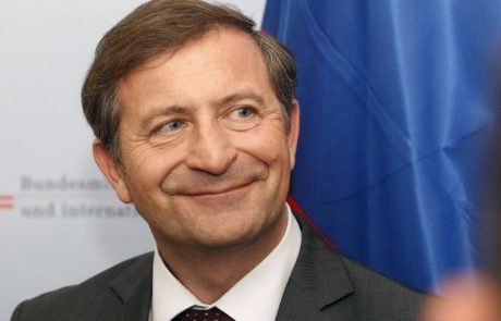 Erjavec napovedal sprožitev tožbe proti Hrvaški do konca februarja