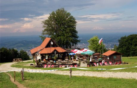 Pipa za osvežitev pri Koči Luka zaprta