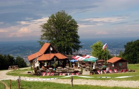 Že tretjič bo naprodaj premoženje ŠČ Pohoje, tudi snežni topovi in Koča Luka