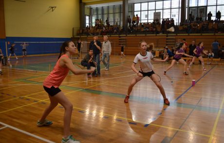 11. mednarodno mladinsko tekmovanje v badmintonu