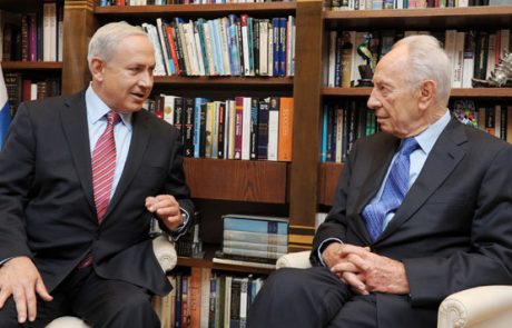 Peres naj bi zaustavil Netanjahuja, ko je ta hotel napasti iran
