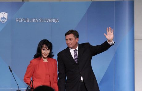 Če naj žive vsi narodi, potem predsednik Borut Pahor naj ne razglasi zakona o tujcih. Pošlji mu prijazen opomnik!