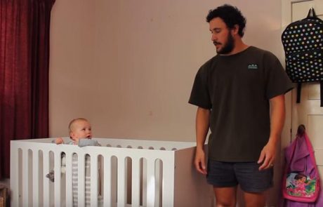 Ta oče ve, kako najlažje uspavati dojenčka (video)