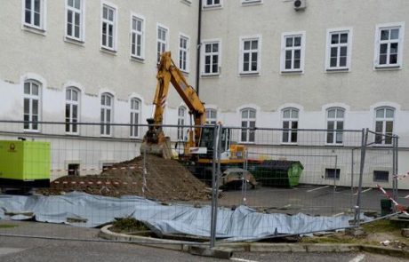 Za sanacijo razlitega olja na mariborski občini skoraj pol milijona evrov