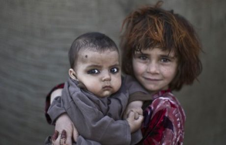 FOTO: Presunljivi portreti afganistanskih begunskih otrok so ganili svet!