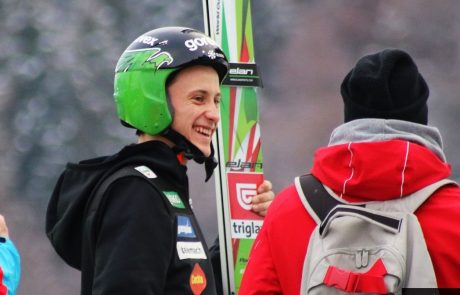 Peter Prevc in druščina v tekmovalni del SP v poletih