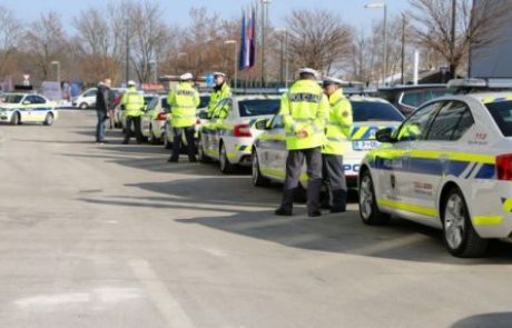 S stavko se pridružujejo tudi policisti