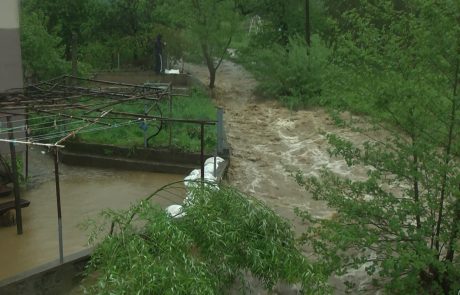 Pozor: Grozijo poplave rek in hudournikov