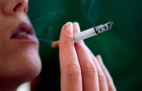 Koalicija o tem, kako kadilcem čim bolj zagreniti kajenje