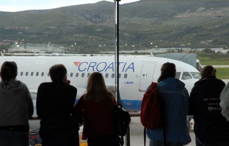 Nemec od hrvaške agencije za civilno letalstvo zahteva več kot 21 milijonov odškodnine