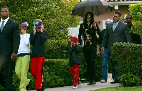 Kje so in kako so danes videti sinovi Michaela Jacksona? Najbolj mu je podoben tisti, ki ga nikoli ni priznal