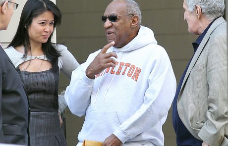Osramočeni Bill Cosby napovedal vrnitev na odre