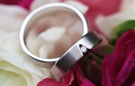 Video: Kako izdelajo poročni prstan