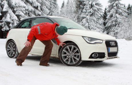 Začela se je sezona nizkih temperatur: Preverite svoja vozila!