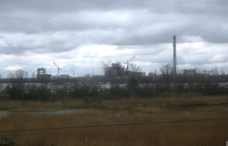 Ruske sile prevzele nadzor nad območjem jedrske elektrarne Černobil