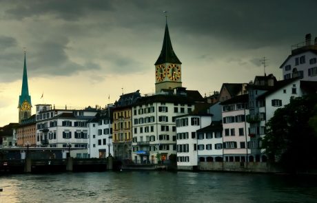 Švica omejila delovna dovoljenja za Romune in Bolgare