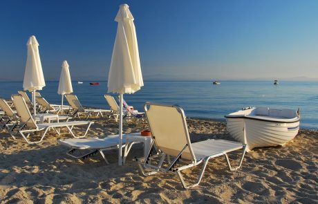 Grčija bo turiste testirala na podlagi vprašalnika