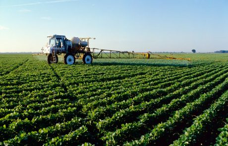 Monsanto mora bolniku, ki je na sodišču dokazal, da je herbicid bistveno prispeval k nastanku raka v grlu, plačati 80 milijonov dolarjev