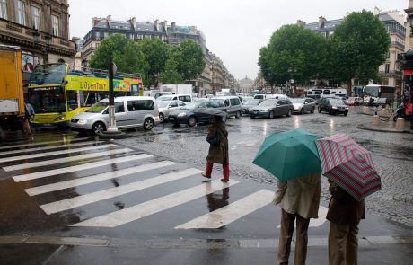 Poplave v Franciji zahtevale 12 smrtnih žrtev