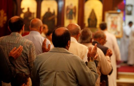 V eksploziji v koptski cerkvi na severu Egipta več mrtvih, številni ranjeni