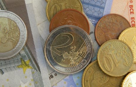 Eurostat: Najvišji javnofinančni primanjkljaj beležijo Francija, Avstrija in Slovenija
