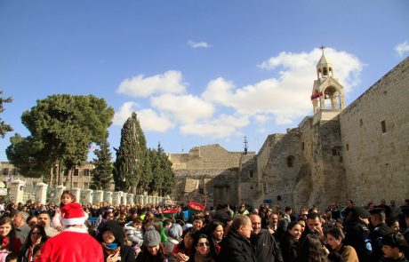 Božič v Sveti deželi zasenčile nove napetosti med Izraelci in Palestinci