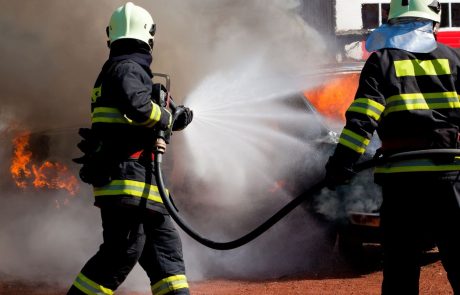 Požar delavnice pri Stični naj bi bilo delo požigalca